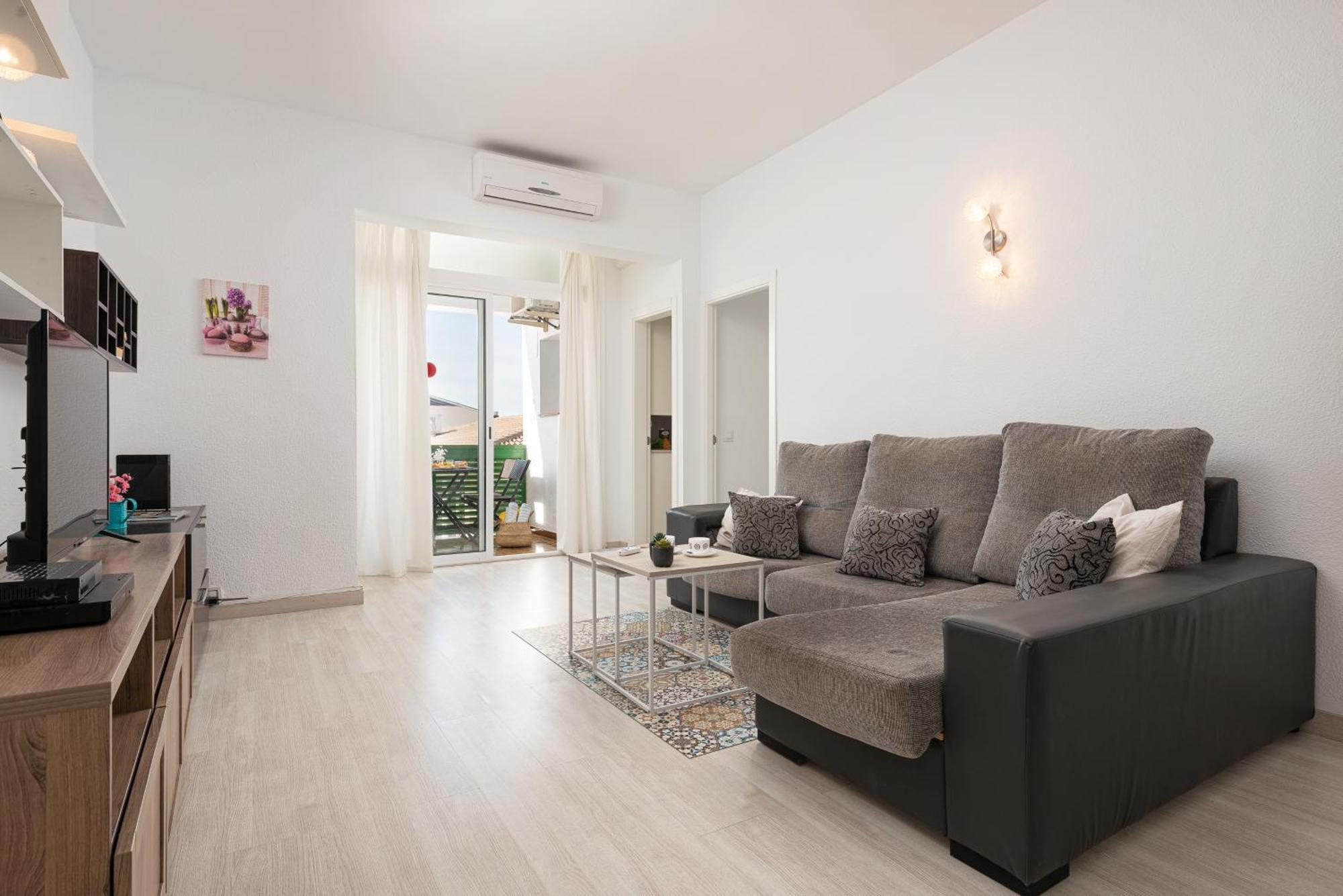 Appartement Xara New At The For 6 By Bebreeze *